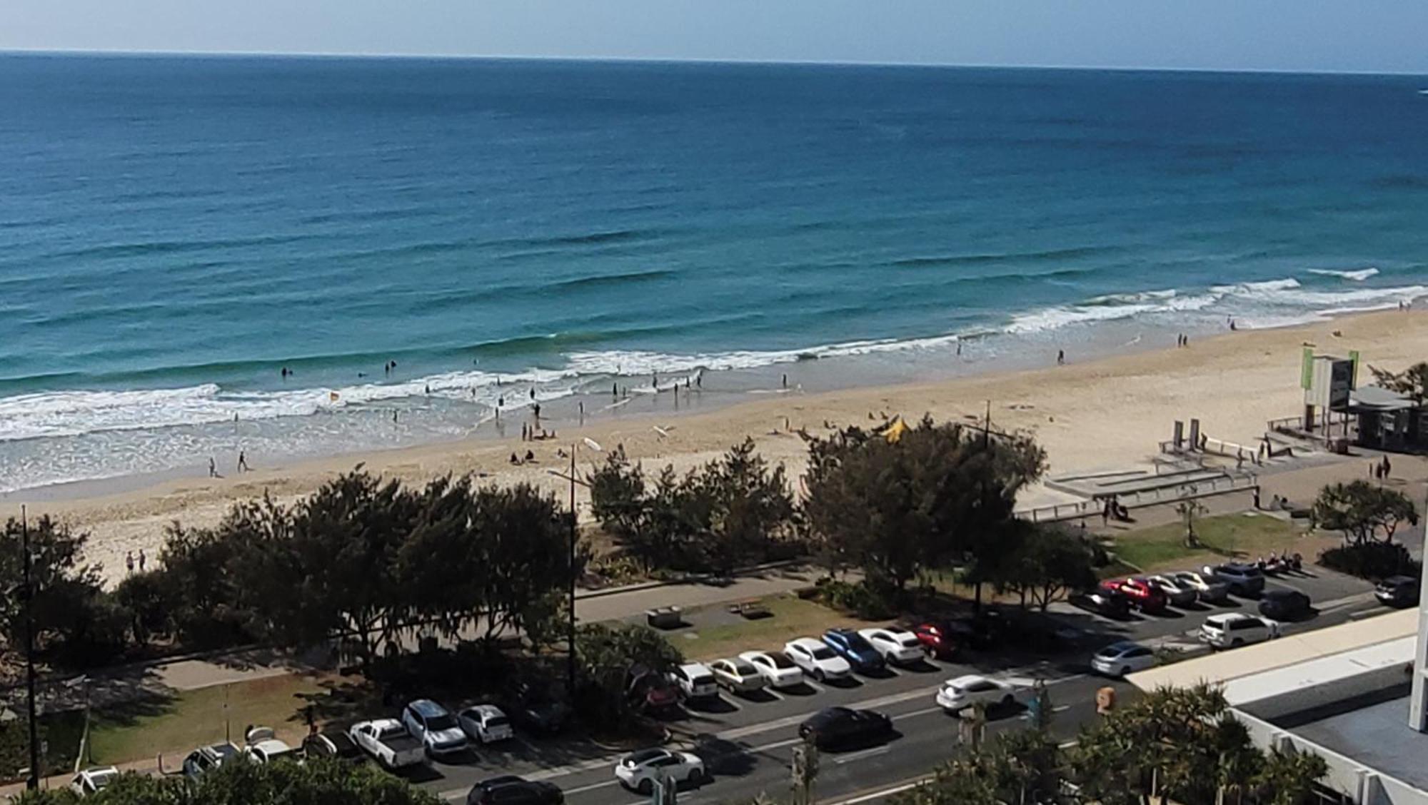 Apr Private Suites Moroccan By The Beach Gold Coast Exterior photo