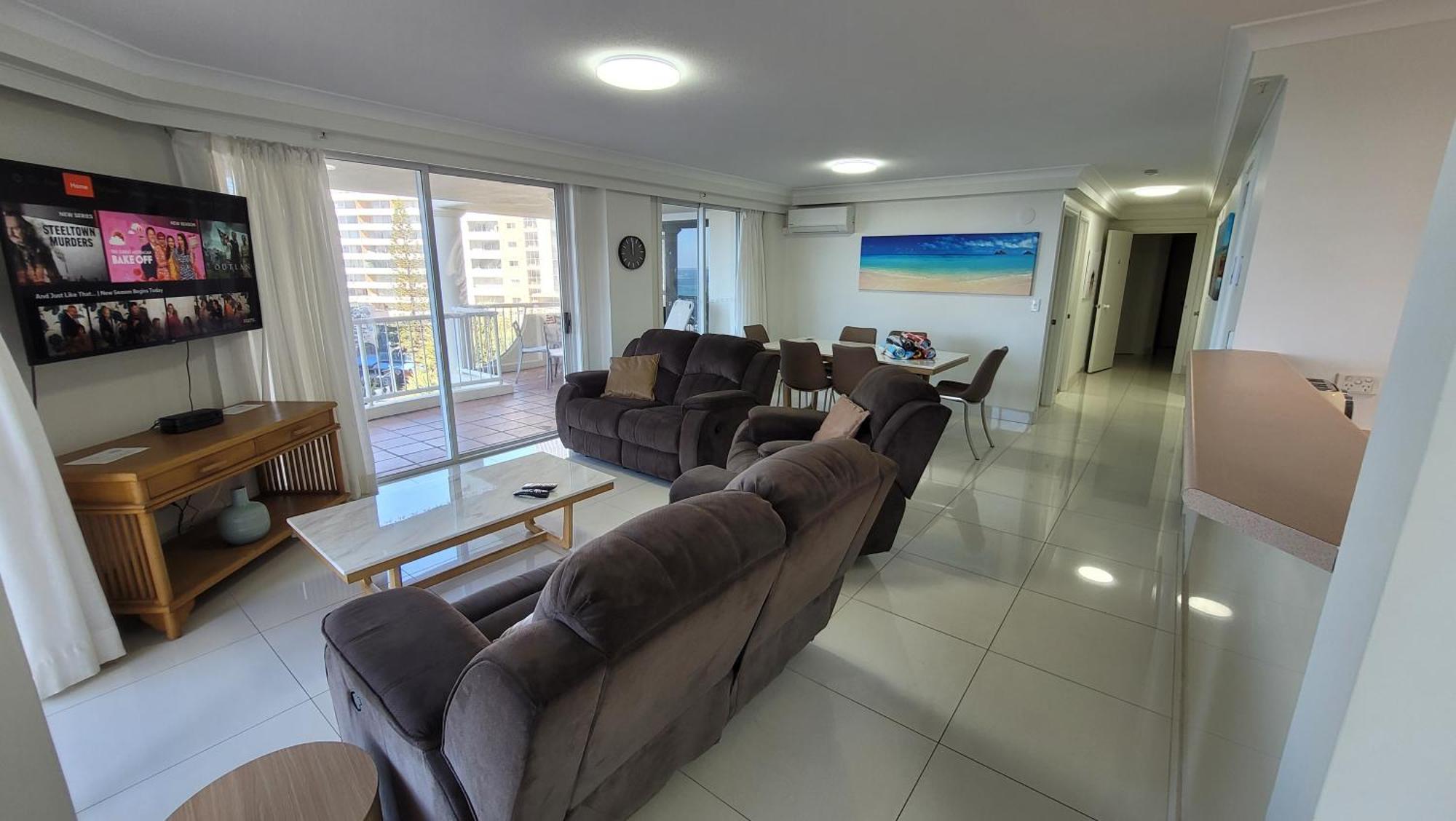 Apr Private Suites Moroccan By The Beach Gold Coast Exterior photo