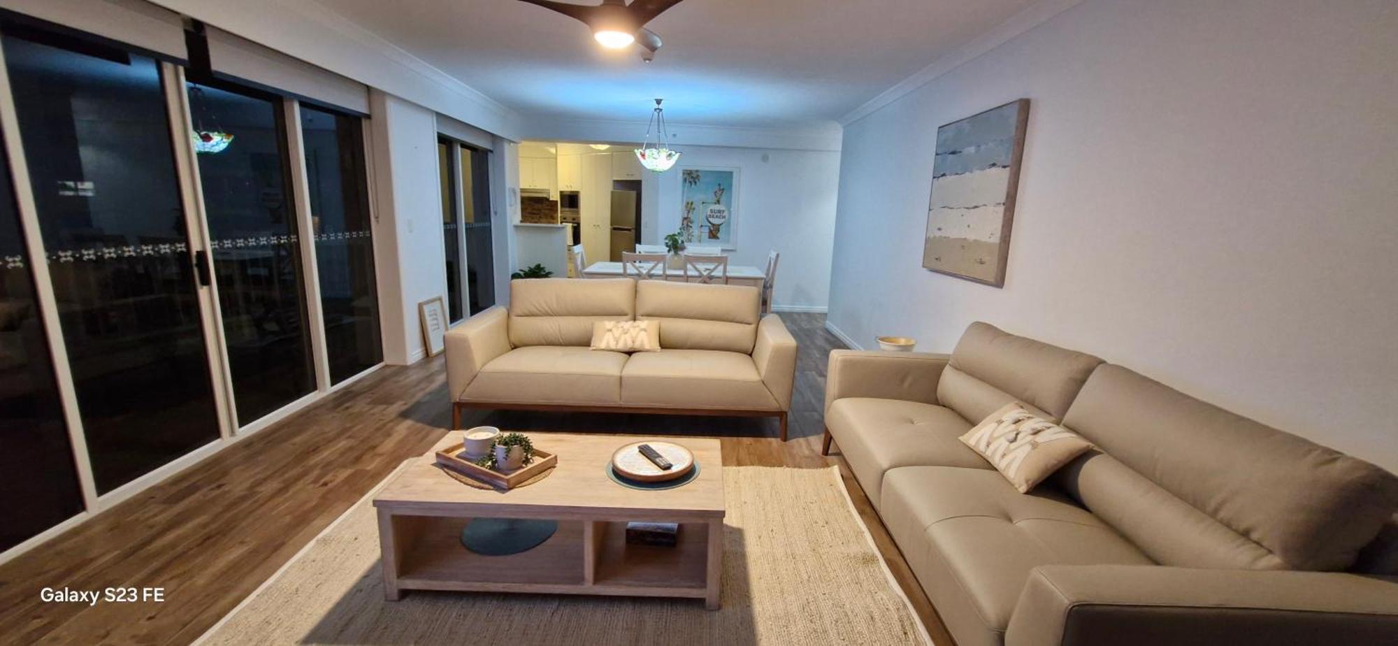 Apr Private Suites Moroccan By The Beach Gold Coast Exterior photo